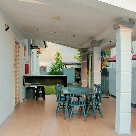 ראוואנג Kundang Villa @ Tasik Biru - 3 Bedrooms Bungalow מראה חיצוני תמונה